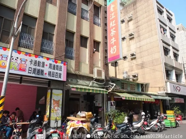 【美食特搜。高雄新興區】老江紅茶牛奶。高雄六十年老店 口齒難忘的咖啡茶香        
      