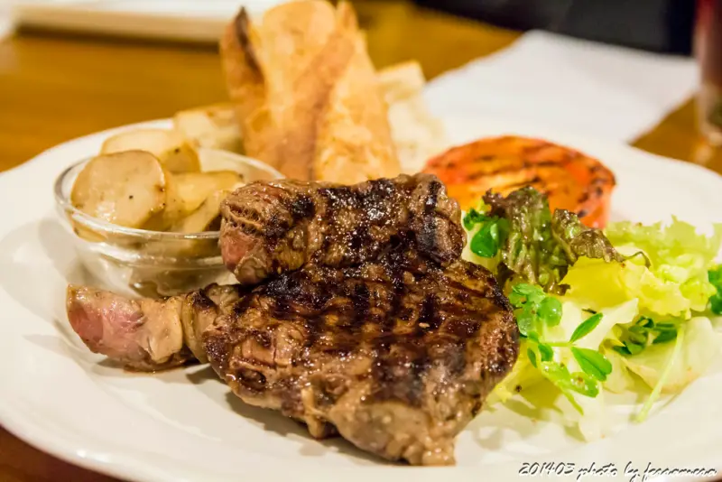 民生社區‧哈古小館(響叮噹的法式小餐館)