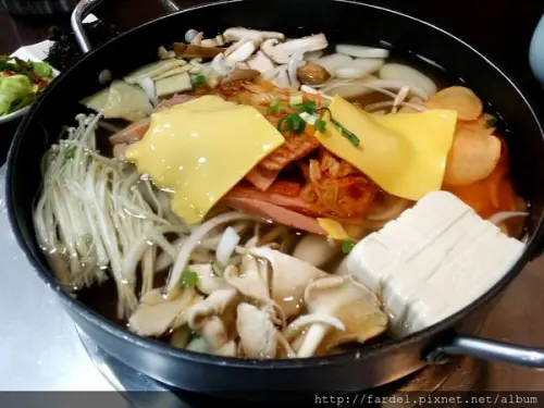 韓國先生 春川店~料多味美的部隊鍋