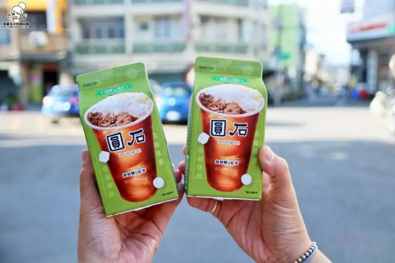 7-11便利商店限定！茶攤一條街 X 圓石 復刻雙Q紅茶雙重咬咬口感 - 跟著尼力吃喝玩樂＆親子生活