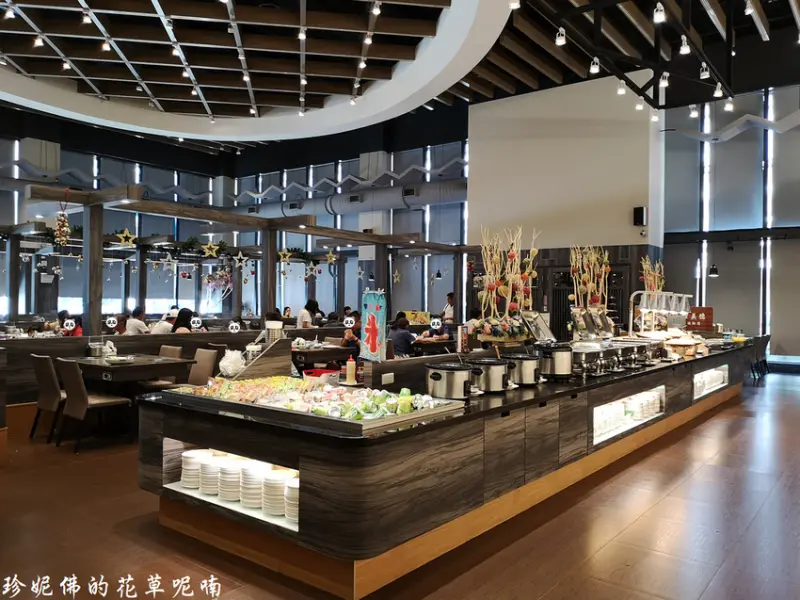 【高雄-鳳山區】吃到飽｜極鮮火鍋高雄五甲店