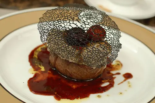 忠孝敦化站 / 松露之家 Masion de la Truffe