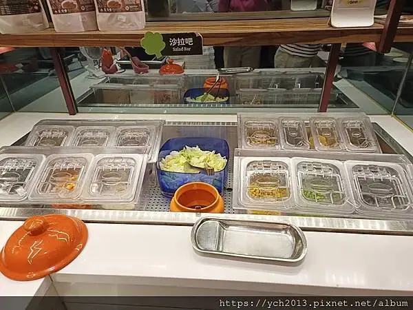 VGest低碳披薩首都松山店，蔬食下午茶吃到飽