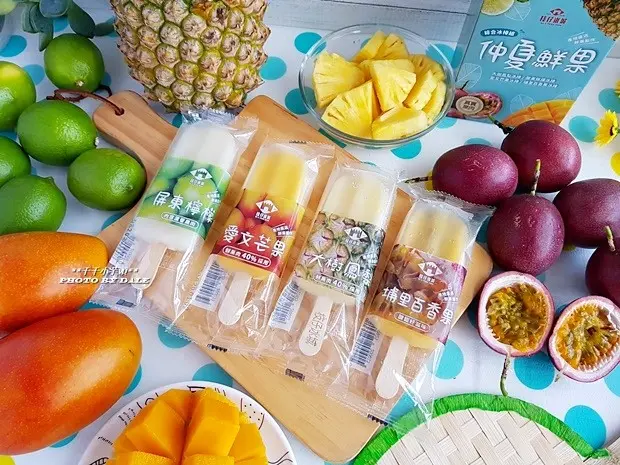 【全聯鮮果冰棒】枝仔冰城(仲夏鮮果)4種口味一次擁有，使用台灣在地新鮮水果製作，果肉含量高逹40%快到全聯嚐鮮趣!