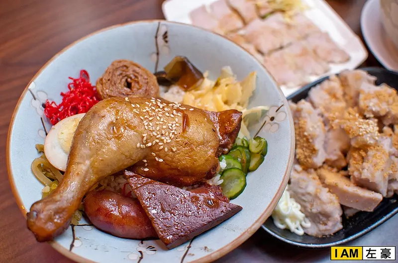 [食記]  高雄。苓雅區 肉燥飯店VASIR (文化中心店)