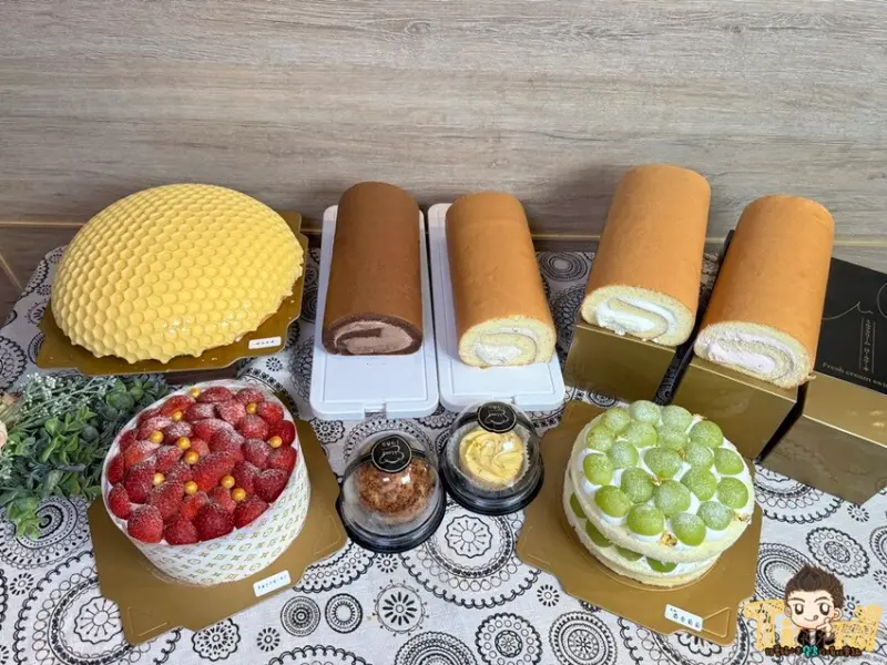 桃園市桃園區全台最佛心價的生乳捲和水果蛋糕店！ 20公分原味爆漿生乳捲只要260元！ 牛肚蛋糕你們看過了嗎？