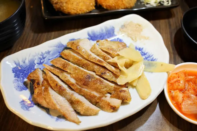 
隱藏於人來人往街道上的合羽亭~
