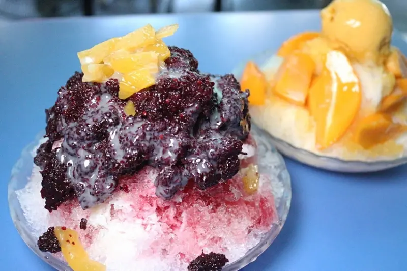 高雄桑葚牛奶冰與超人氣芒果牛奶冰  橫跨半世紀的古早味阿婆冰