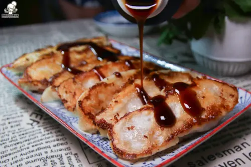 鹽埕老字號田記三寶美食，直接在家現烹飪熱呼呼大口吃