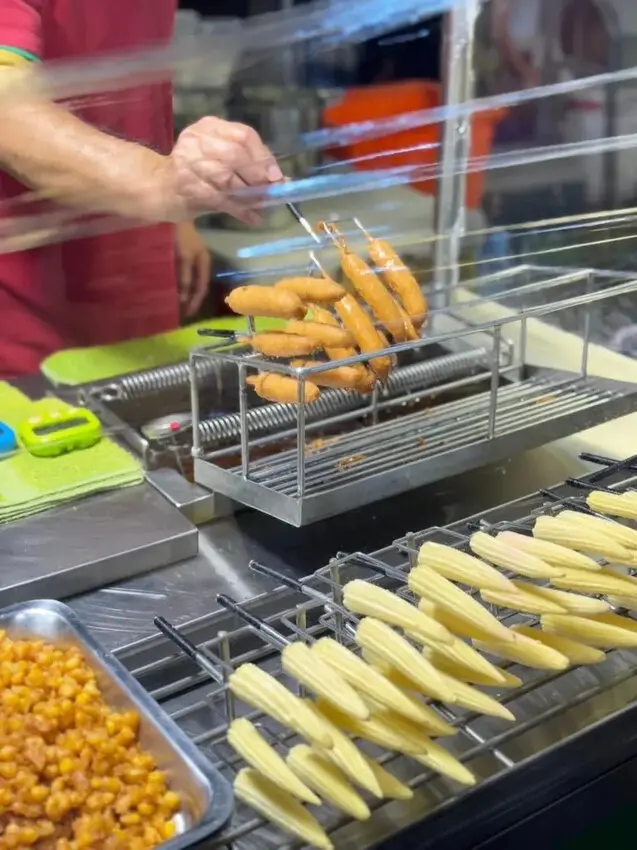 台南武聖夜市美食攻略！在地人私藏7家必吃，讓你一次吃到爽！Q