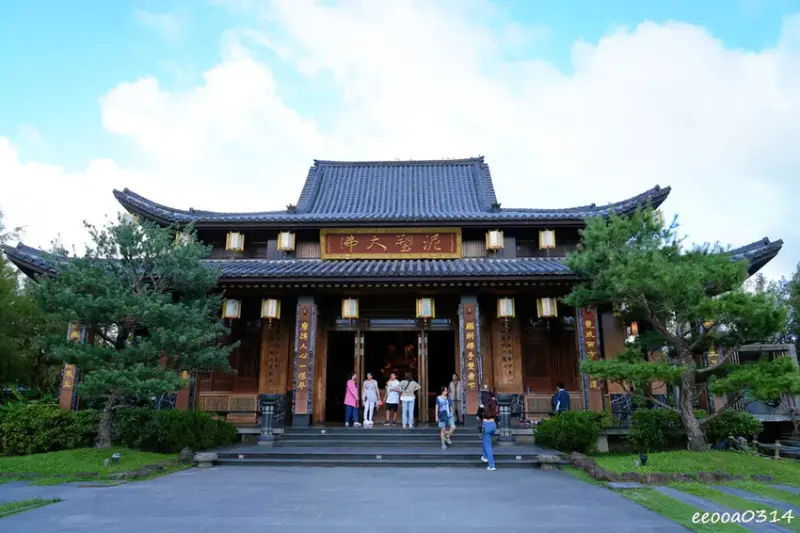 宜蘭咖啡廳「北后寺・聽水咖啡」，潺潺流水美景相伴，順遊絕美禪