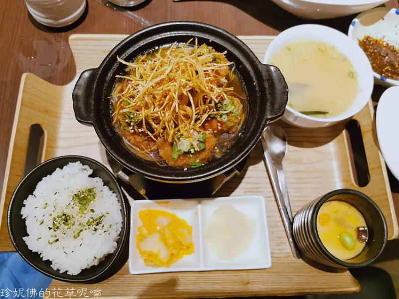 【高雄-前金區】品田牧場日式豬排．咖哩