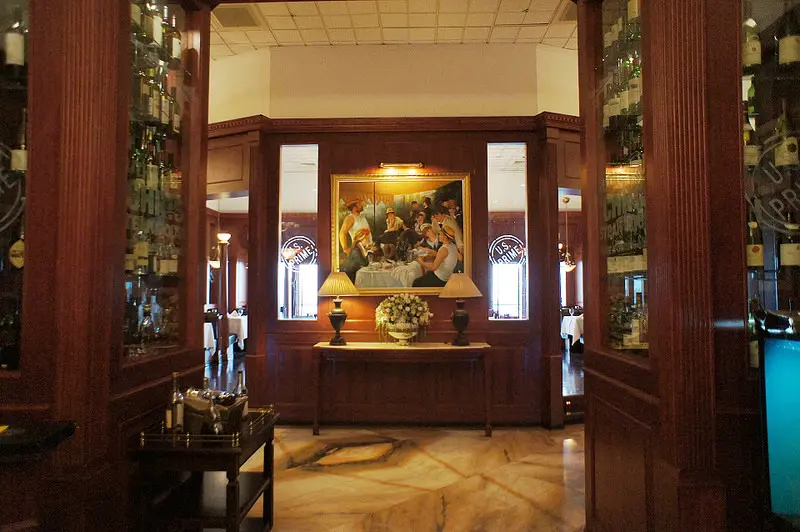 Ruths Chris Steak House 茹絲葵牛排館