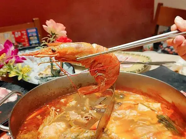 🍴〔餐廳×嘉義〕橘子火鍋 | 南部最強麻辣火鍋，高CP值超人