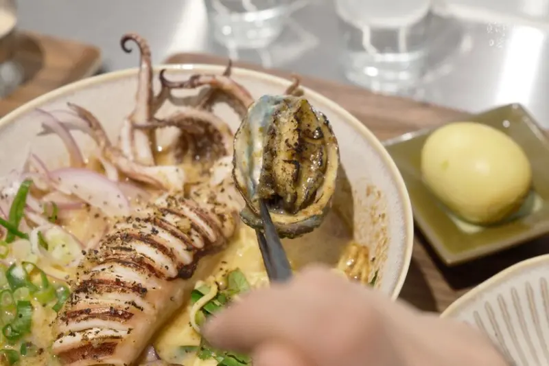 台中西區｜台中必吃濃湯麵新菜單上線！南洋風味融合台味經典蹦出