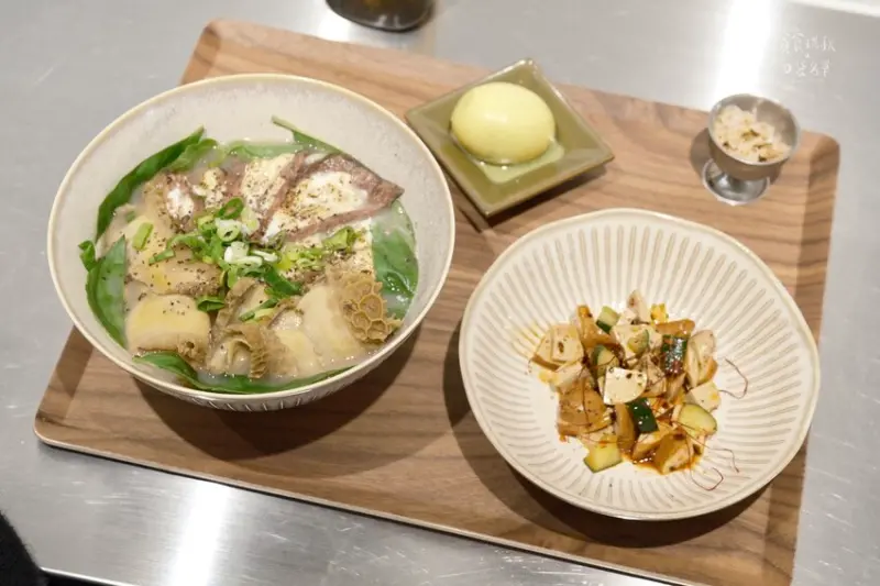 台中西區｜台中必吃濃湯麵新菜單上線！南洋風味融合台味經典蹦出