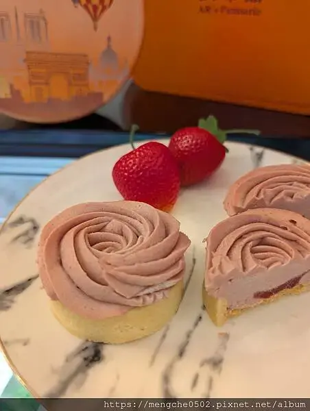 法布甜草莓季-草莓塔與草莓蒙布朗的夢幻饗宴