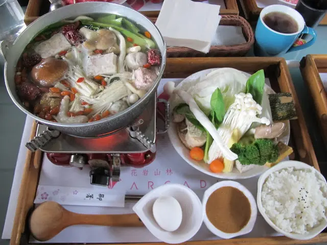 
【三峽】風光明媚悠閒用餐~花岩山林
