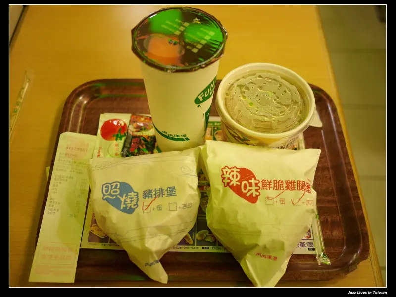 [丹丹漢堡] 傳說北部人到高雄一定要去朝聖的夢幻早餐...