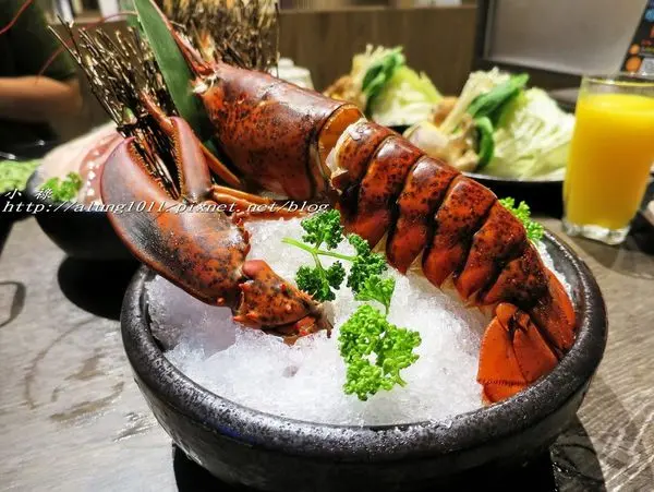 一起來相聚~ 2 ..聚北海道昆布鍋--高雄夢時代         