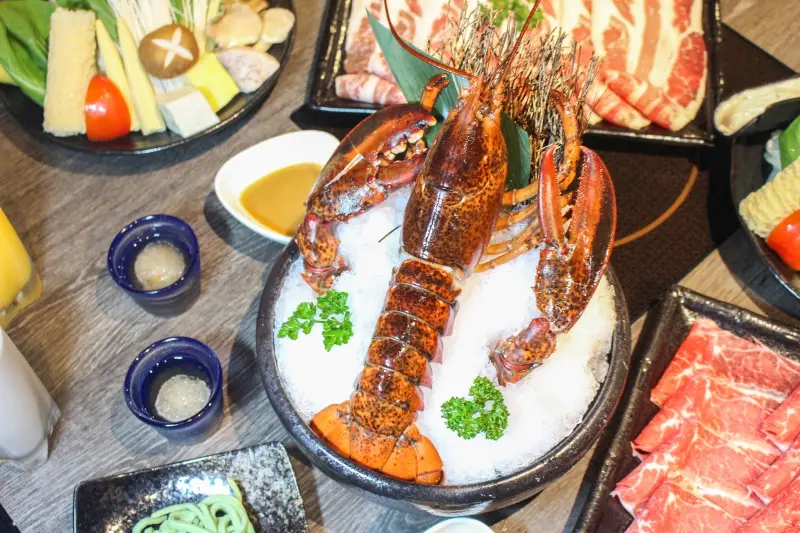 [高雄美食]波士頓龍蝦~王品聚北海道昆布鍋-高雄夢時代店~愛評體驗團~
