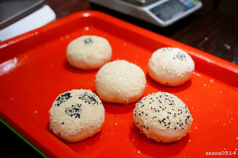 傳承四代80年炭烤胡椒餅「丞祖胡椒餅永和店」，捷運頂溪站外送