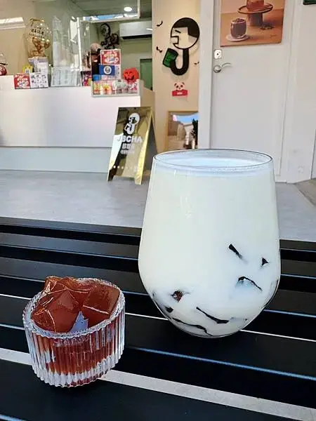 JSCHA珍世茶-竹南光復店 ✨細品手作好茶，探索飲品新滋味