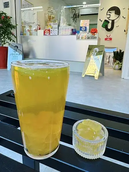 JSCHA珍世茶-竹南光復店 ✨細品手作好茶，探索飲品新滋味