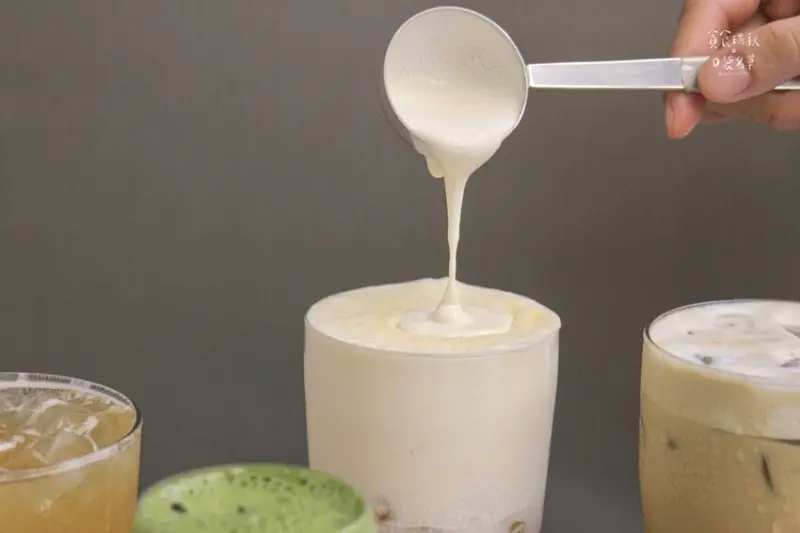 台中西區｜新開幕質感手搖飲品牌！清新茶香~搭配果香、奶香都好