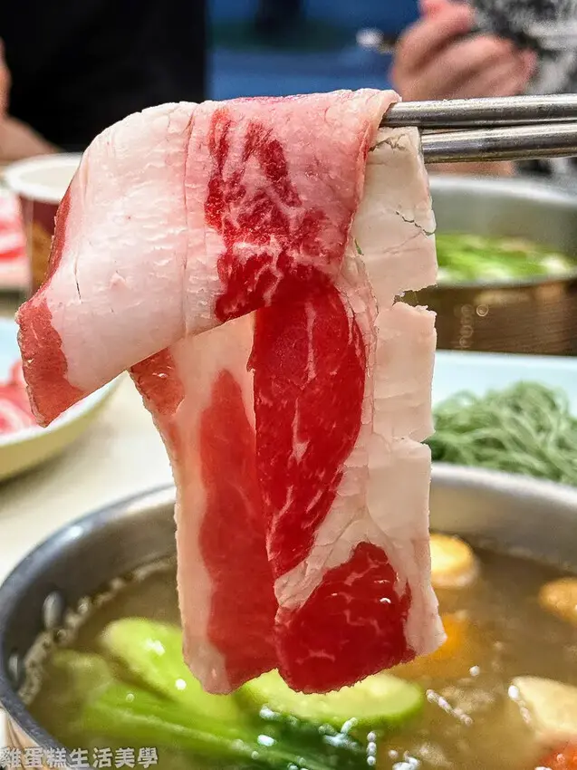 【高雄食記】嗑肉石鍋(高雄小港店) -