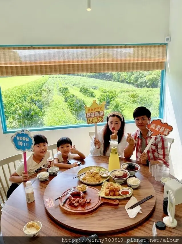 新北市新店區新北/新店 進駐於「文山農場」内，唯一一家餐廳【六堆文山新客家料理】老饕推薦的客家菜與小吃，甜湯銅板價