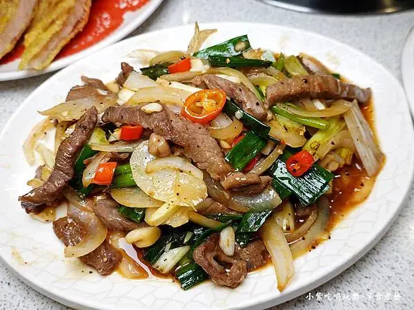 蔥爆牛柳-大紅蕃薑母鴨羅東旗艦店 (2).jpg