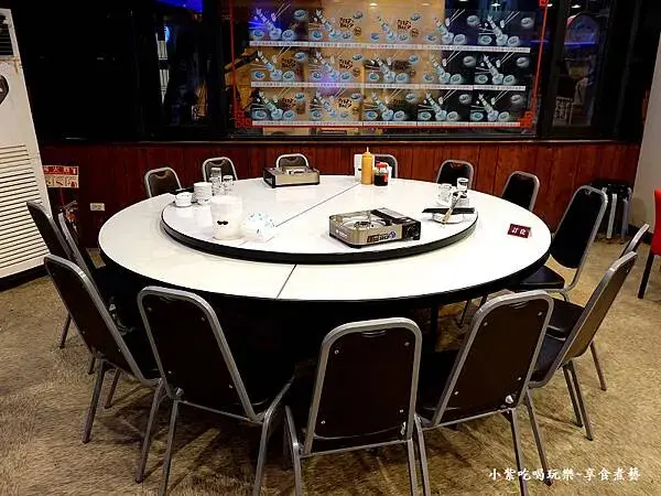 15人桌-大紅蕃薑母鴨羅東旗艦店.jpg