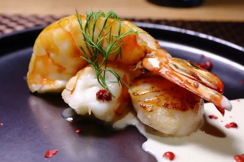 味屋居食 西湖店，和風料理｜餐酒館，嚴選頂級食材結合法式鐵板