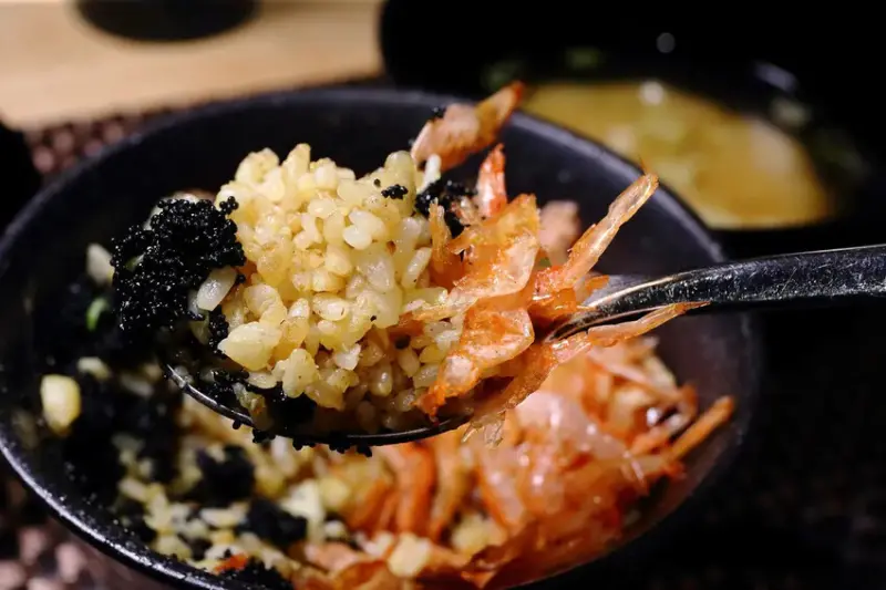 味屋居食 西湖店，和風料理｜餐酒館，嚴選頂級食材結合法式鐵板