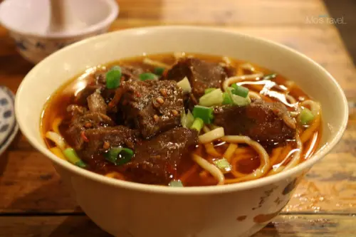 【華山周邊小吃特輯】龍門客棧－濃濃港味的宵夜餃子館