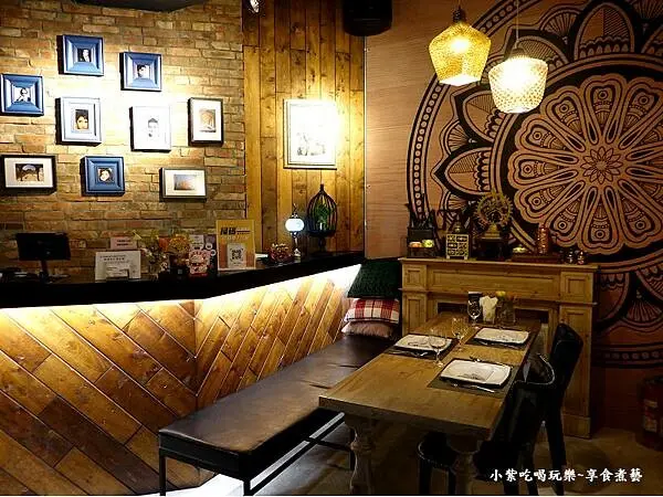 台北-納達吉印度料理用餐環境 (3).jpg