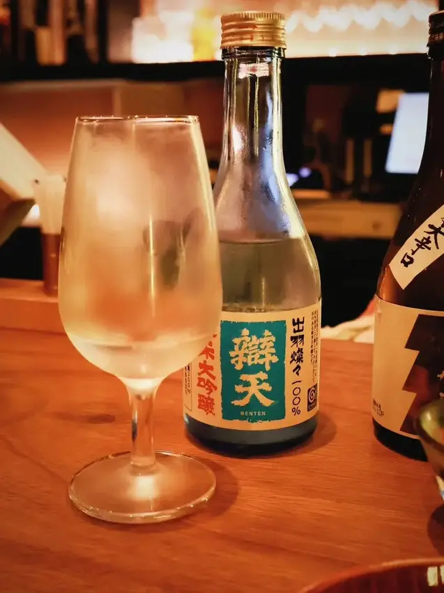 清酒饕客絕對不能錯過！酒桃Sake Momo讓你沉浸在日式微