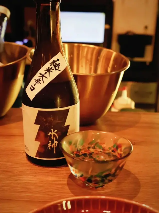 清酒饕客絕對不能錯過！酒桃Sake Momo讓你沉浸在日式微