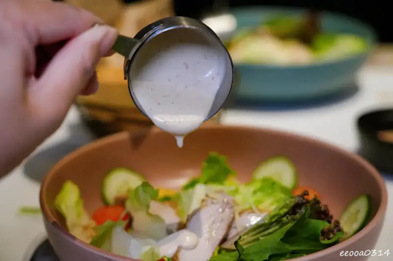 台北牛排餐廳「凱恩斯岩燒牛排」，高CP值午餐套餐420元起，