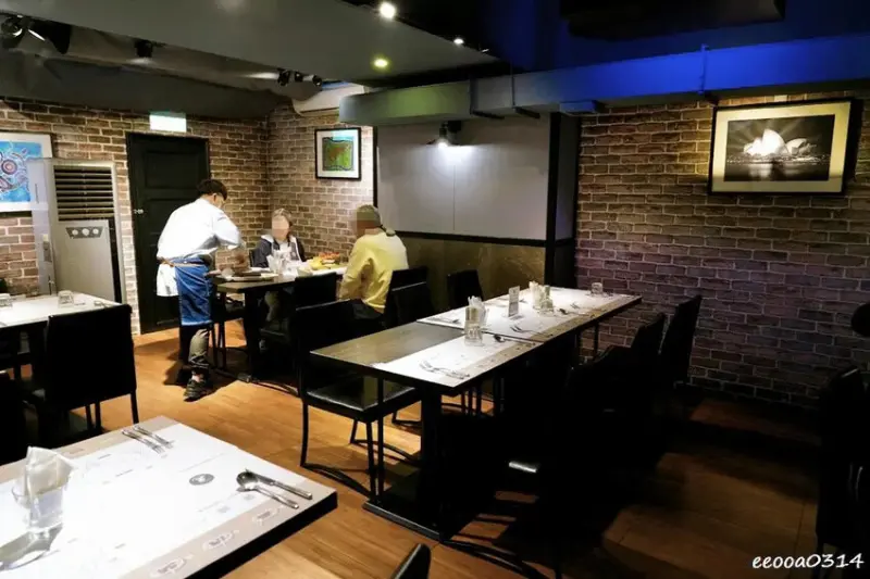 台北牛排餐廳「凱恩斯岩燒牛排」，高CP值午餐套餐420元起，