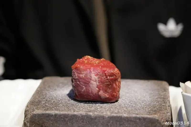 台北牛排餐廳「凱恩斯岩燒牛排」，高CP值午餐套餐420元起，