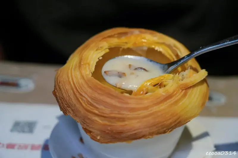 台北牛排餐廳「凱恩斯岩燒牛排」，高CP值午餐套餐420元起，