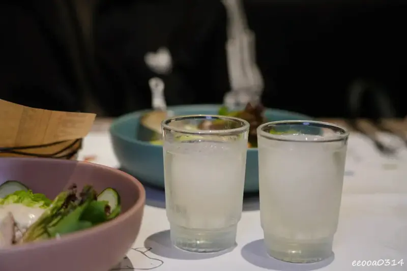 台北牛排餐廳「凱恩斯岩燒牛排」，高CP值午餐套餐420元起，