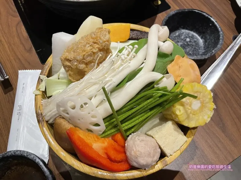 [台中南屯區]燒瓶子。大肆の鍋 台中南屯店