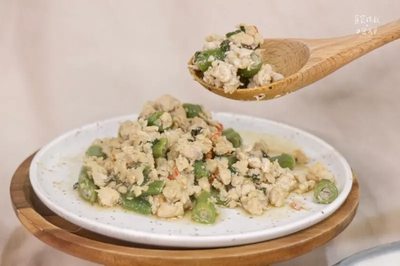 宅配美食｜開封即食雞胸肉，搭配藜麥料理，輕鬆享有豐富減脂餐｜