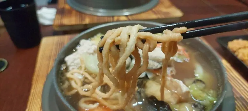 美食｜ 位在Kaohsiung高雄市後勁夜市旁的質感叁岐爍鍋