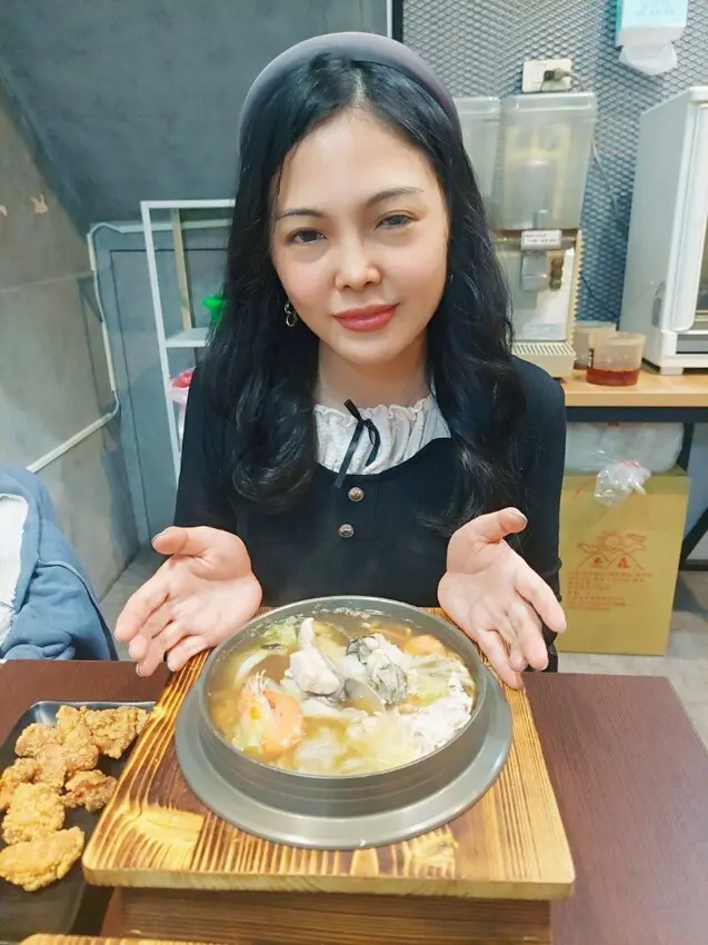 美食｜ 位在Kaohsiung高雄市後勁夜市旁的質感叁岐爍鍋