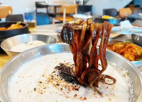 台中美食推薦│KATZ卡司‧美術園道 (韓藝料理) 美味中融合藝術-平價中享受超狂高質感韓式料理│台中聚餐推薦，台中美術園道異國料理推薦-76.jpg