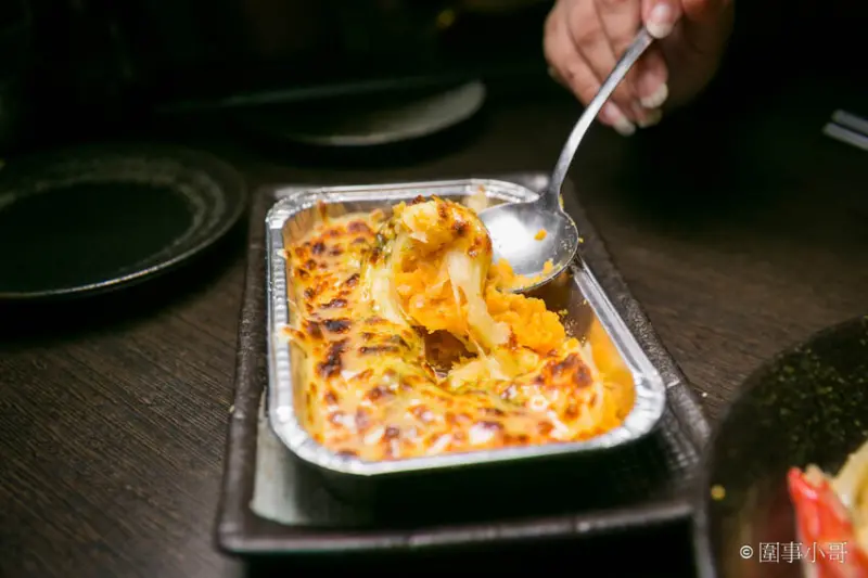 新北新莊大人氣居酒屋！老串角新莊店，超棒的喝酒聊天好去處喔～串烤好吃而且其他菜色也都很美味啊～ @圍事小哥的幸福相框